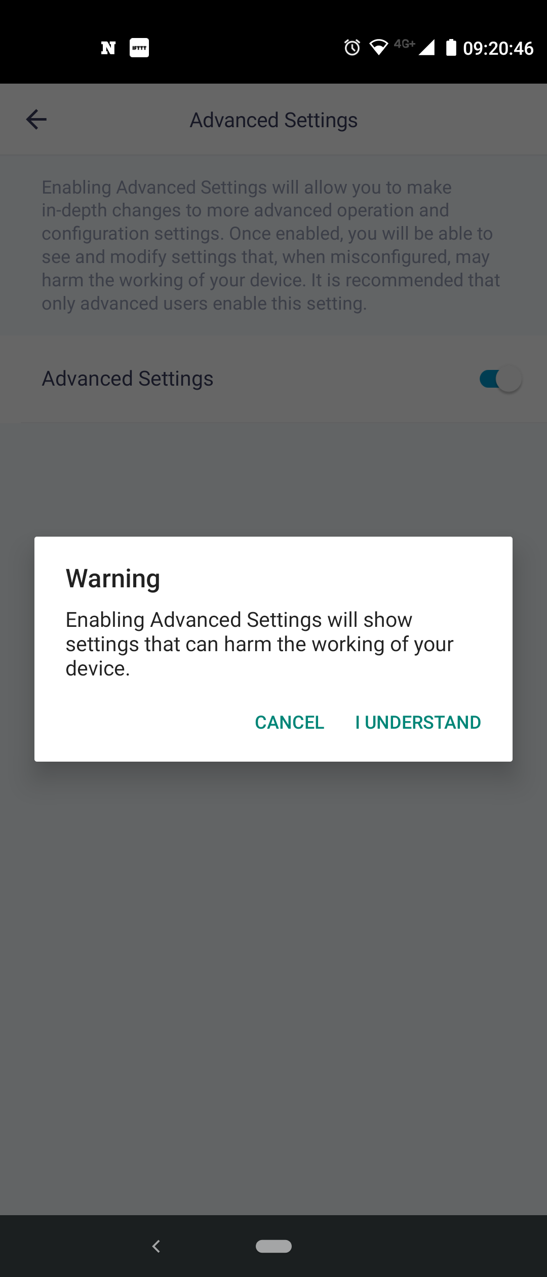 Brīdinājums lietotnes Madoka Assistant logā „Advanced Settings”