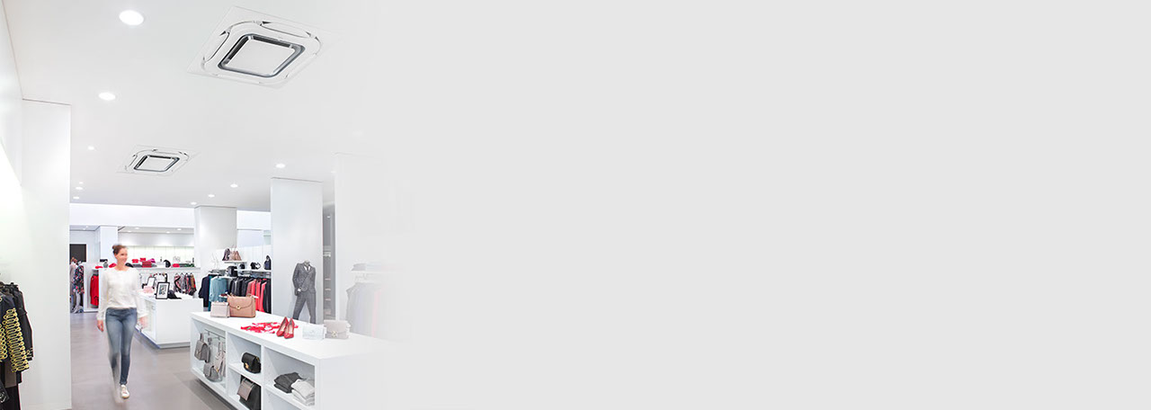 klients staigā pa veikalu